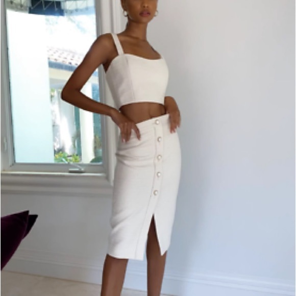 NWT Aritzia Babaton Giselle IvoryTweed pearl skirt size 2 - Picture 9 of 9